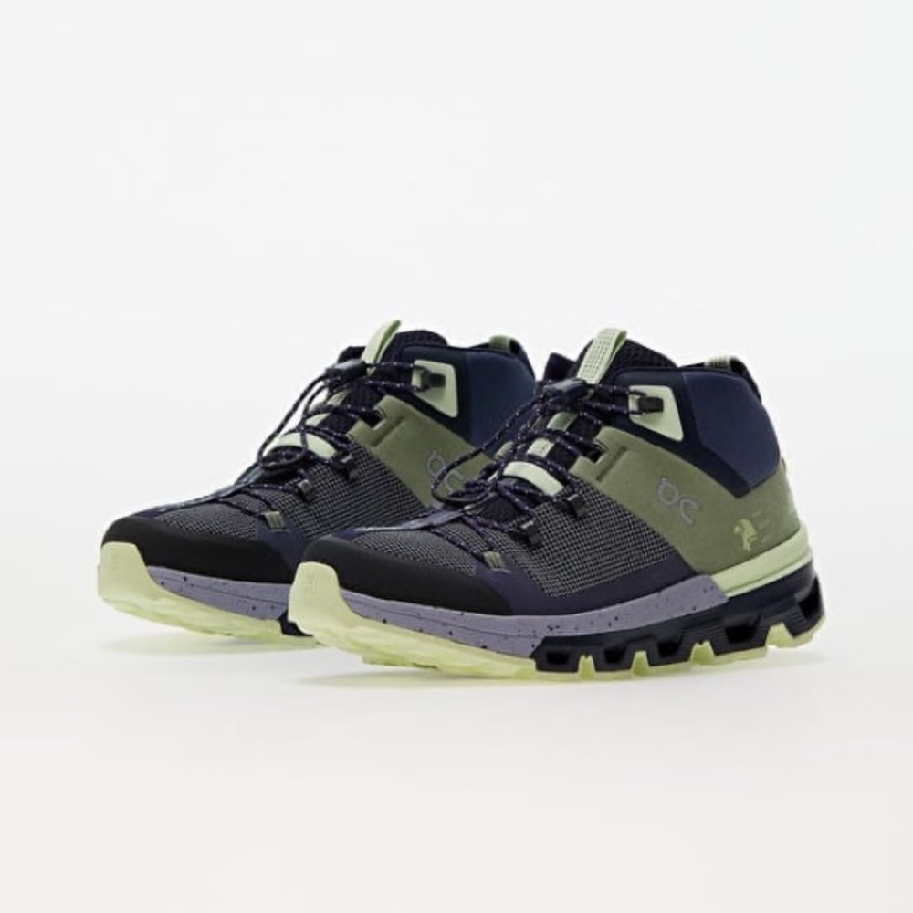 On Running Cloudtrax Women’s Hiking Trail Shoes, Size 6.5.